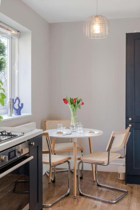 The Clissold, Two Bedroom Apartment N5 London Exterior foto
